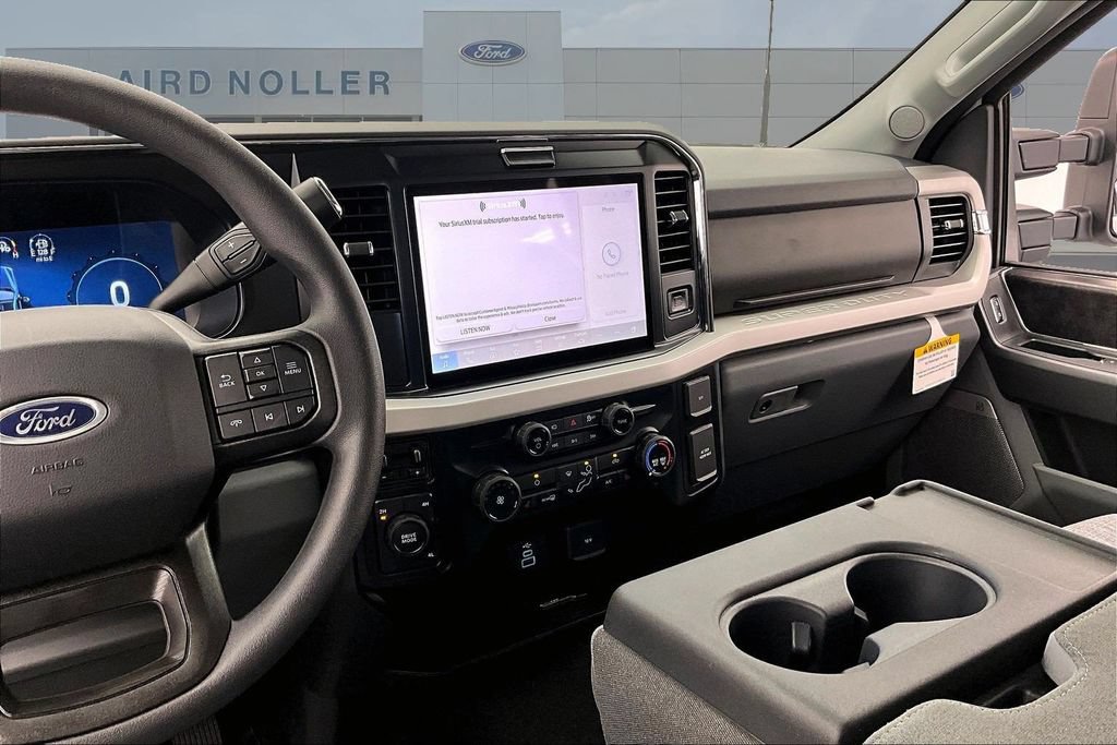 New 2026 Ford F250 XLT w/ XLT Premium Package AWD/4WD image 6