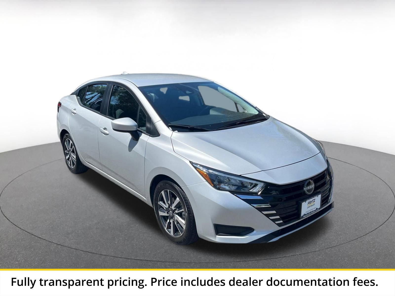 Used 2025 Nissan Versa SV FWD image 1
