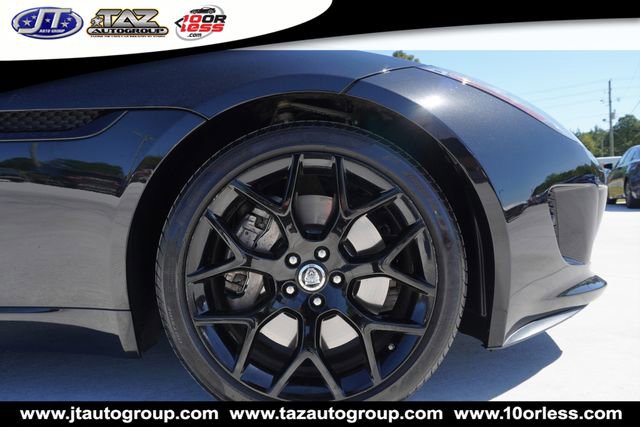 Used 2015 Jaguar F-TYPE Coupe image 9