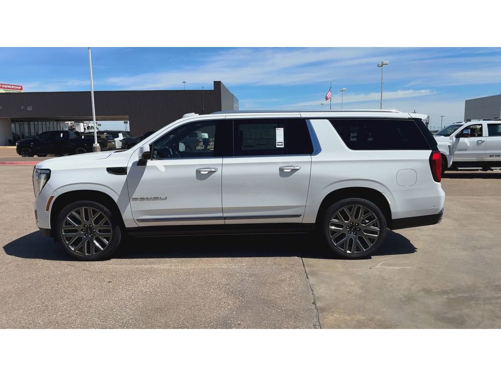 New 2026 GMC Yukon XL Denali Ultimate AWD/4WD image 5