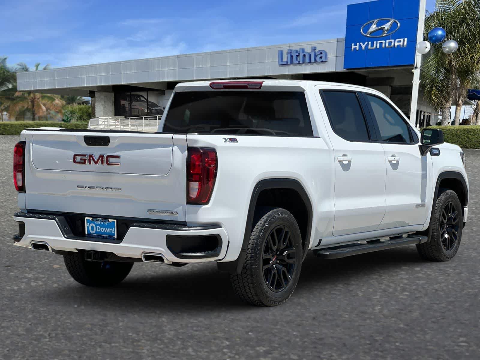 Used 2024 GMC Sierra 1500 Elevation w/ X31 Off-Road Package AWD/4WD video 3
