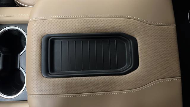 Used 2024 Chevrolet Tahoe Premier image 19