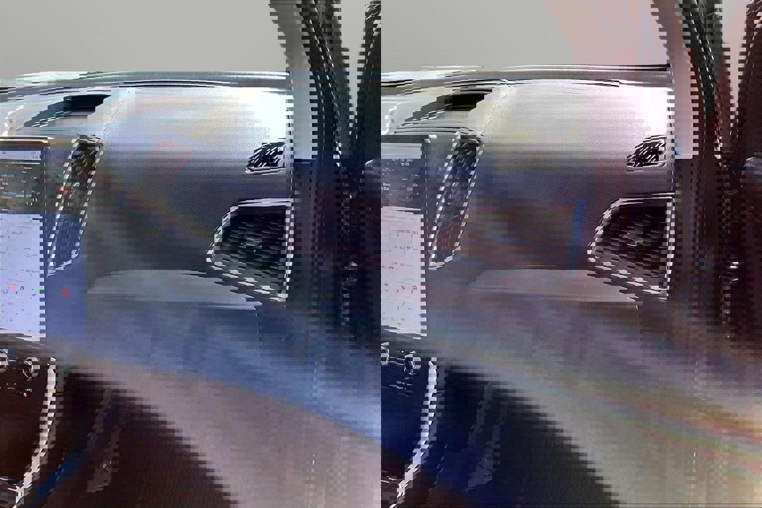 Used 2022 Ford Edge SE w/ Black Appearance Package image 21