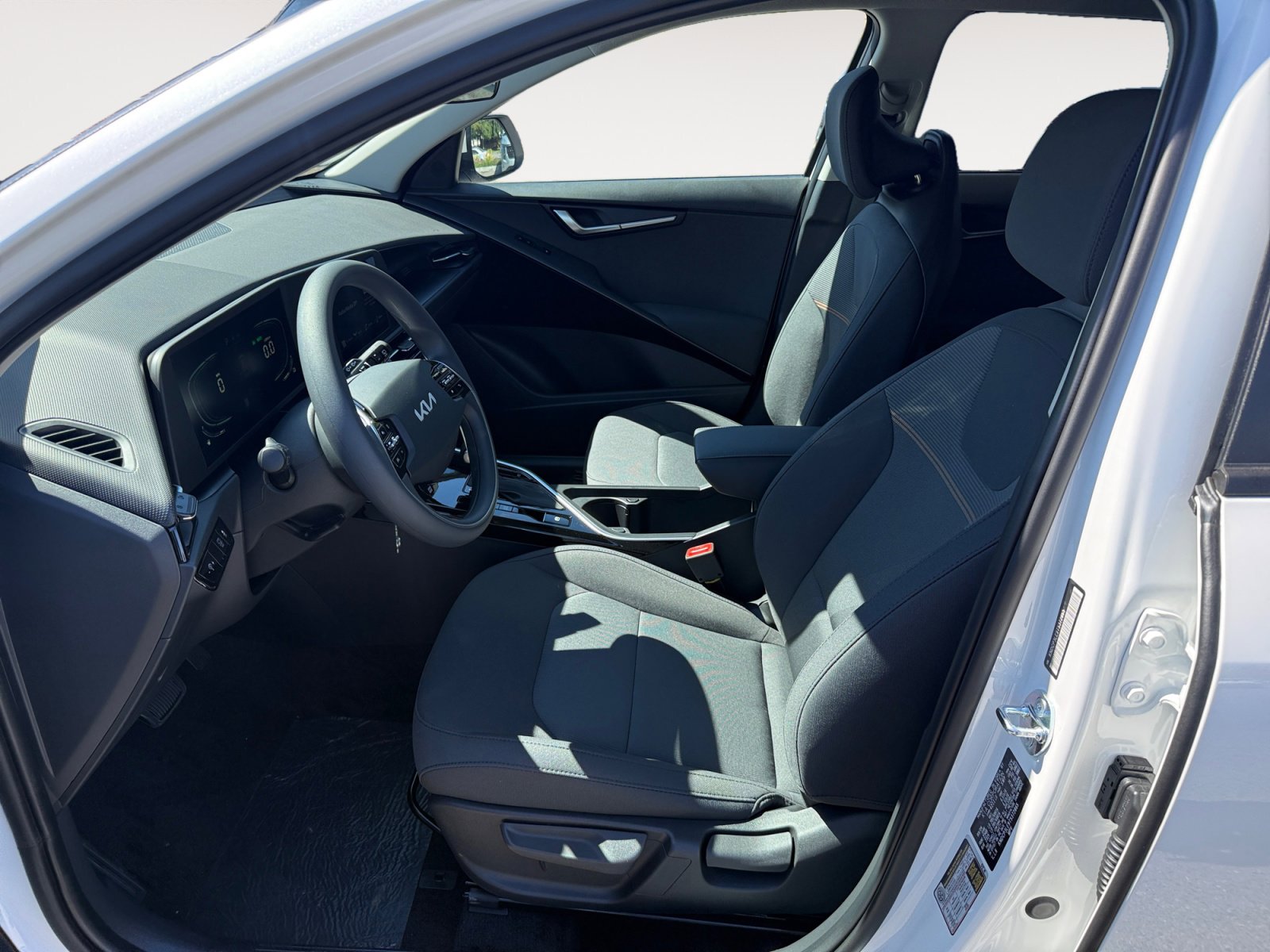 New 2026 Kia Niro LX FWD image 10