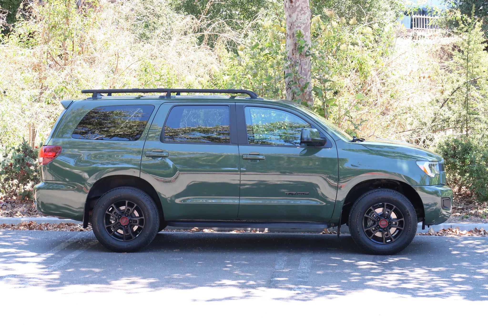 Used 2020 Toyota Sequoia TRD Pro AWD/4WD image 15