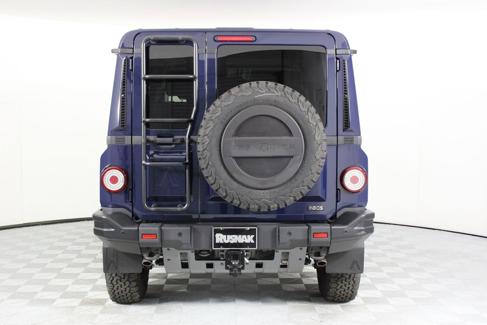 Used 2025 INEOS Grenadier AWD/4WD image 5
