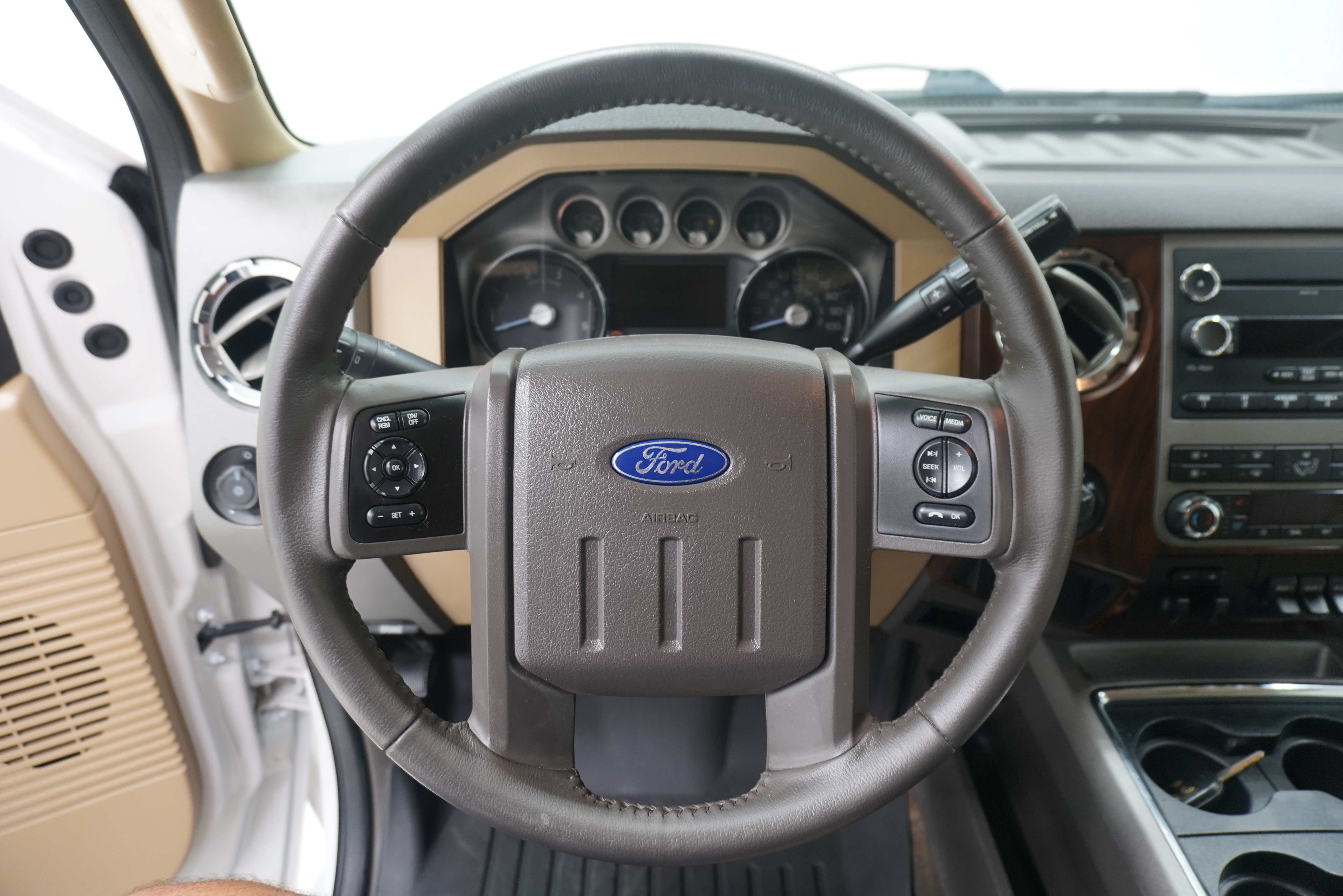 Used 2012 Ford F350 Lariat w/ Lariat Interior Pkg AWD/4WD image 17
