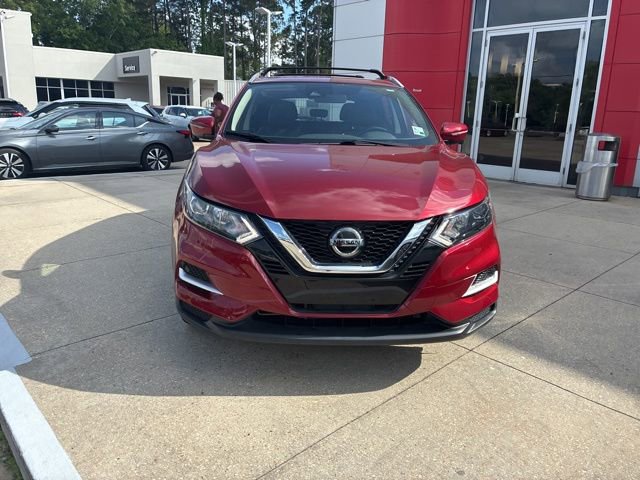 Used 2022 Nissan Rogue Sport SL image 2