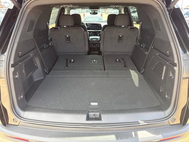 New 2026 Chevrolet Traverse LT w/ Sun and Wheel Package AWD/4WD image 56