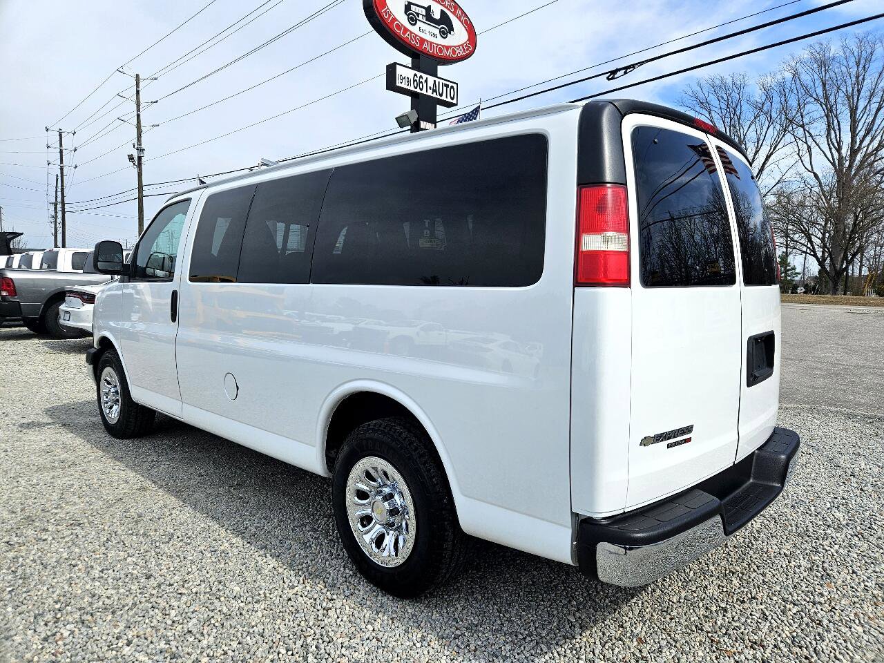 Used 2014 Chevrolet Express 1500 LT w/ LT Preferred Equipment Group image 3