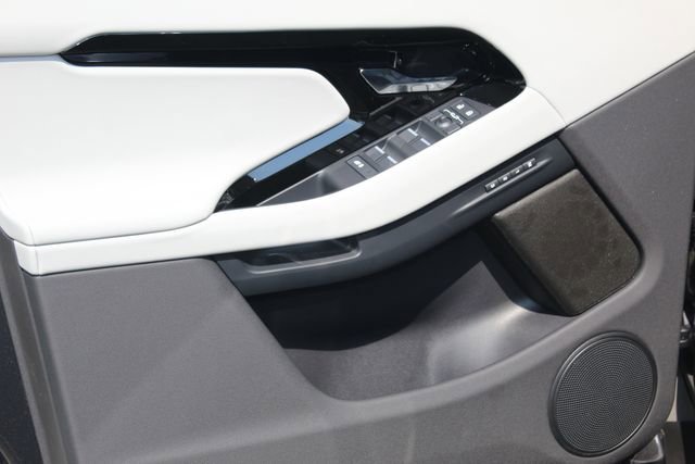 New 2026 Land Rover Range Rover Evoque S image 21