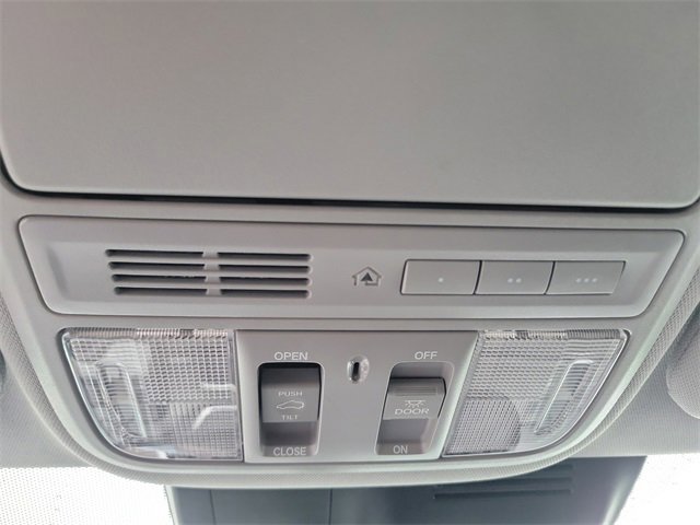 Certified 2020 Honda CR-V Touring image 35