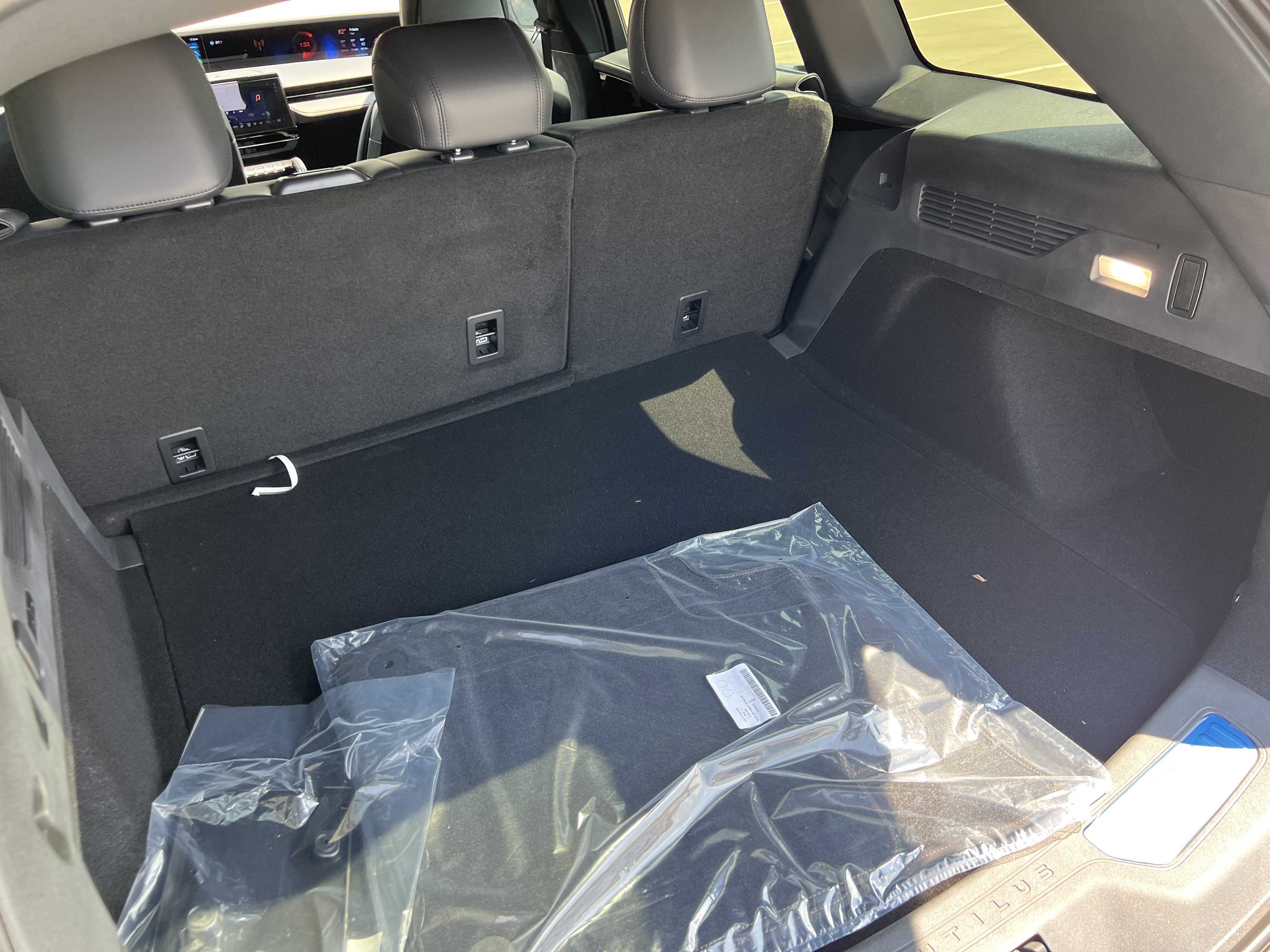 New 2025 Lincoln Nautilus Reserve w/ Jet Appearance Package image 33