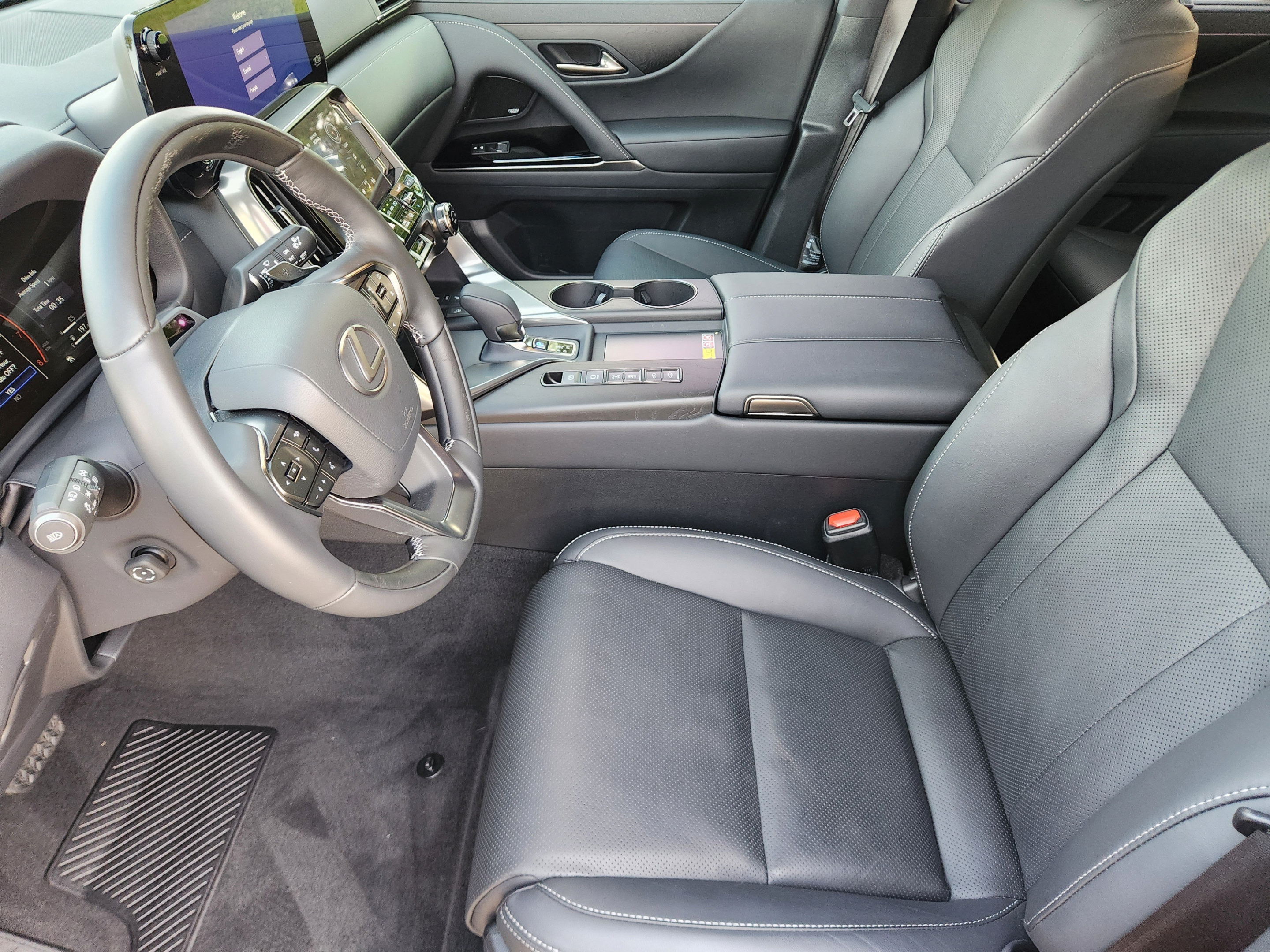 Certified 2025 Lexus LX 700h Luxury w/ Appearance Package AWD/4WD image 5