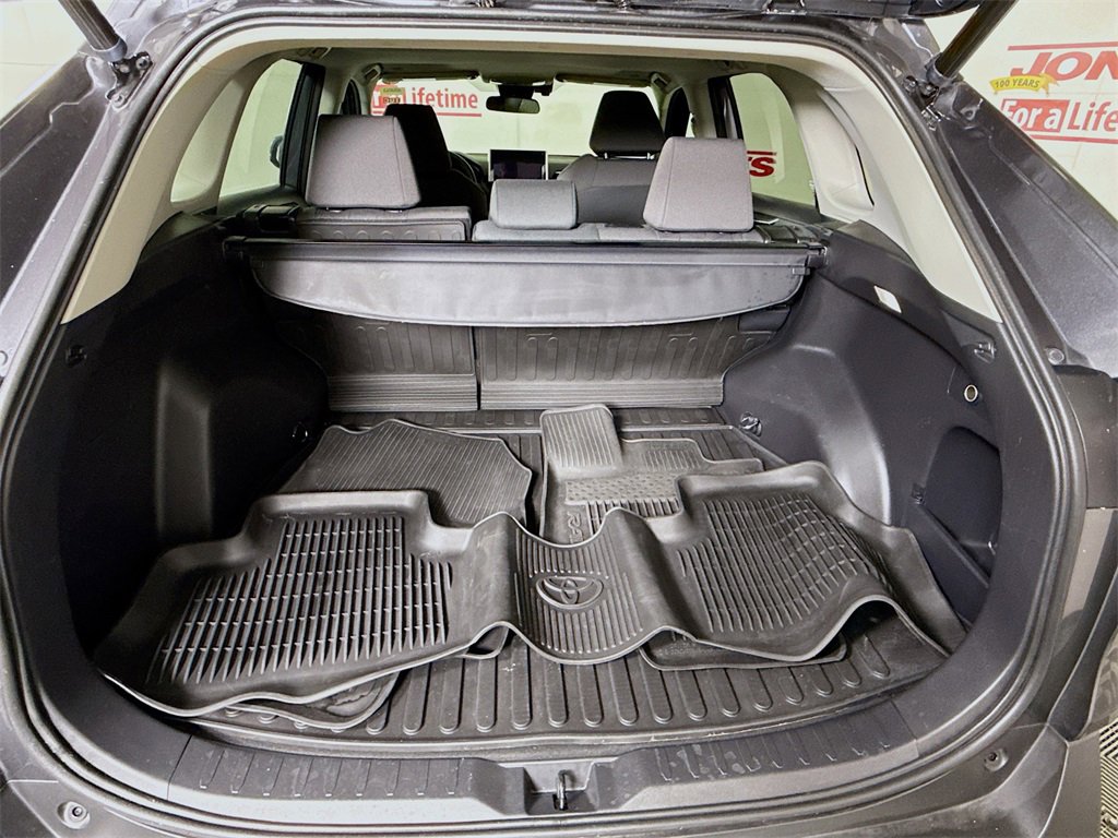 Certified 2023 Toyota RAV4 XLE image 29