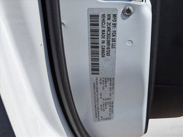 Used 2022 Chrysler Pacifica Limited w/ S Appearance Package AWD/4WD image 16