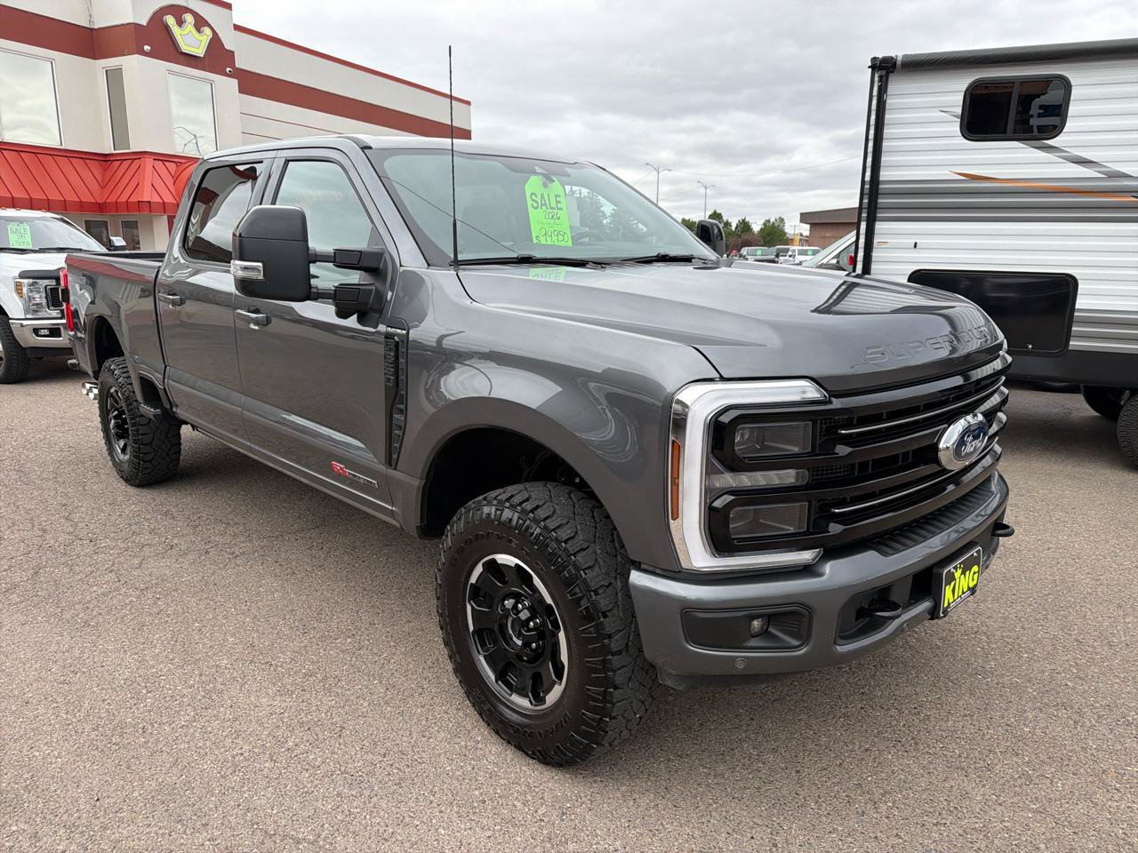 Used 2026 Ford F350 Platinum w/ Tremor Off-Road Package AWD/4WD image 2