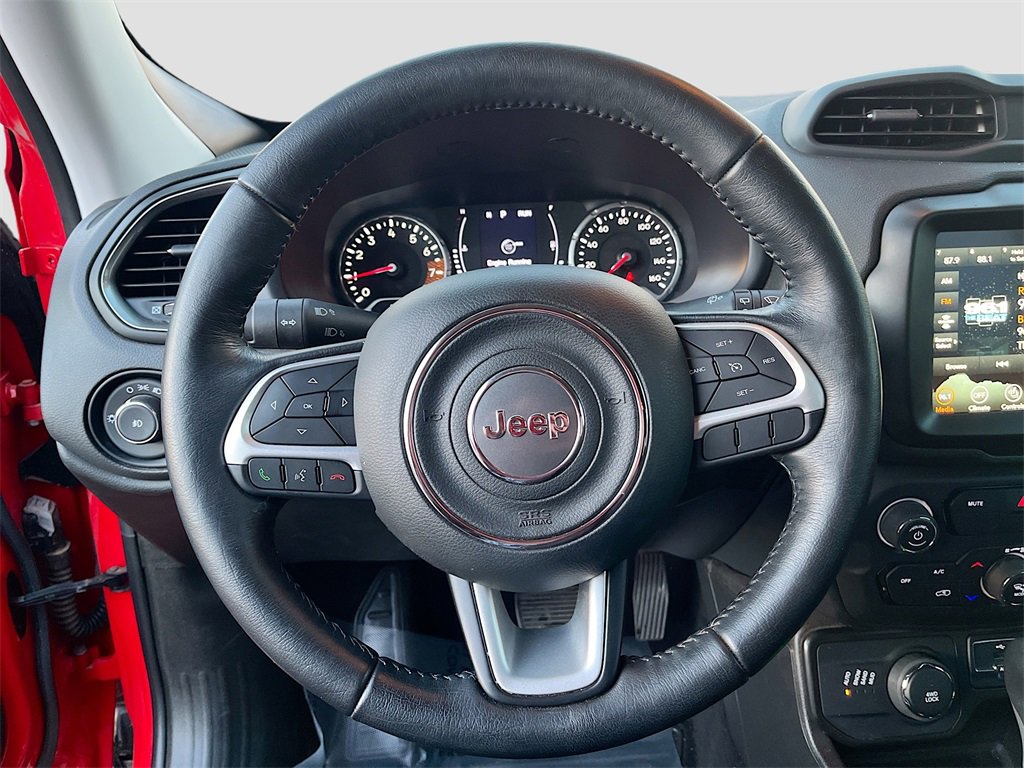 Used 2023 Jeep Renegade Latitude w/ Premium Group image 11