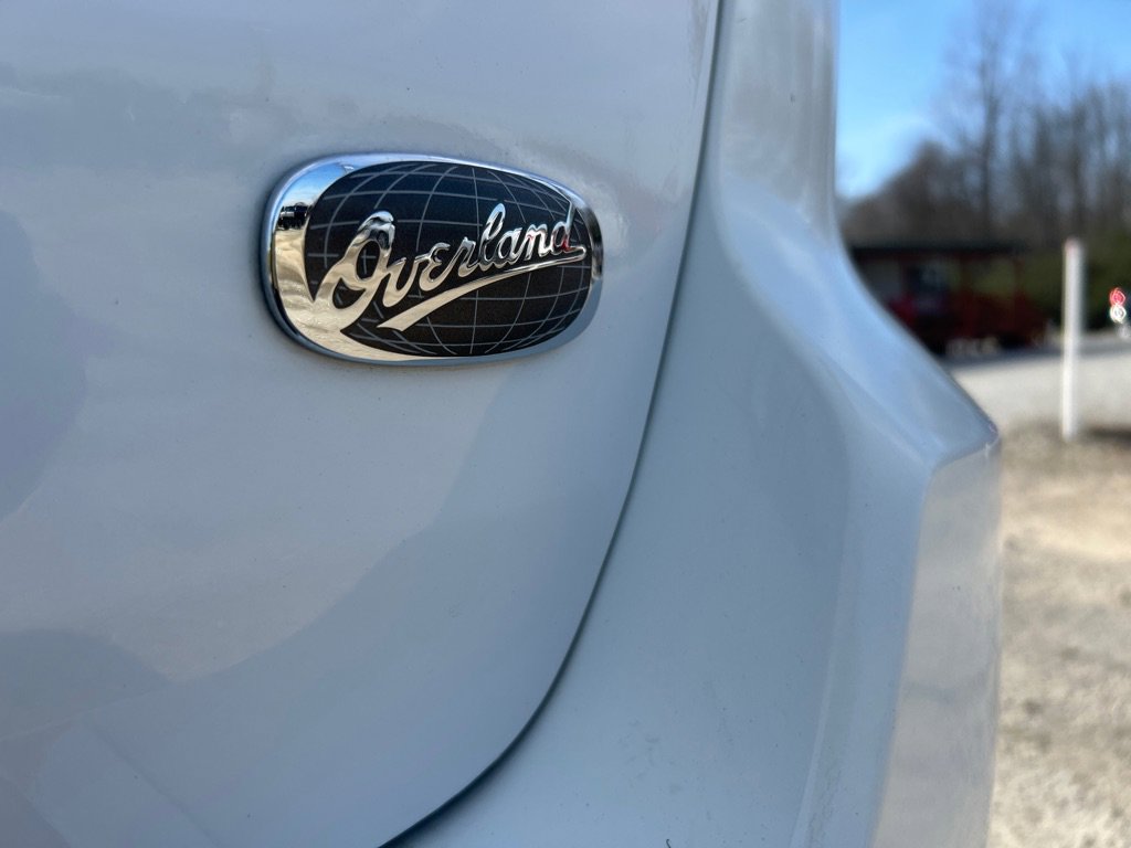 Used 2015 Jeep Grand Cherokee Overland image 34