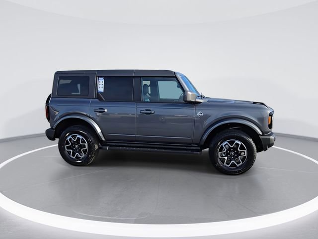 Used 2024 Ford Bronco Outer Banks image 9