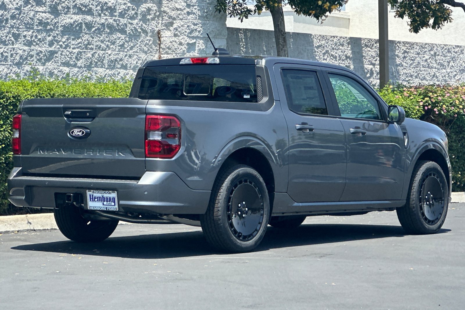 New 2025 Ford Maverick Lobo AWD/4WD image 4