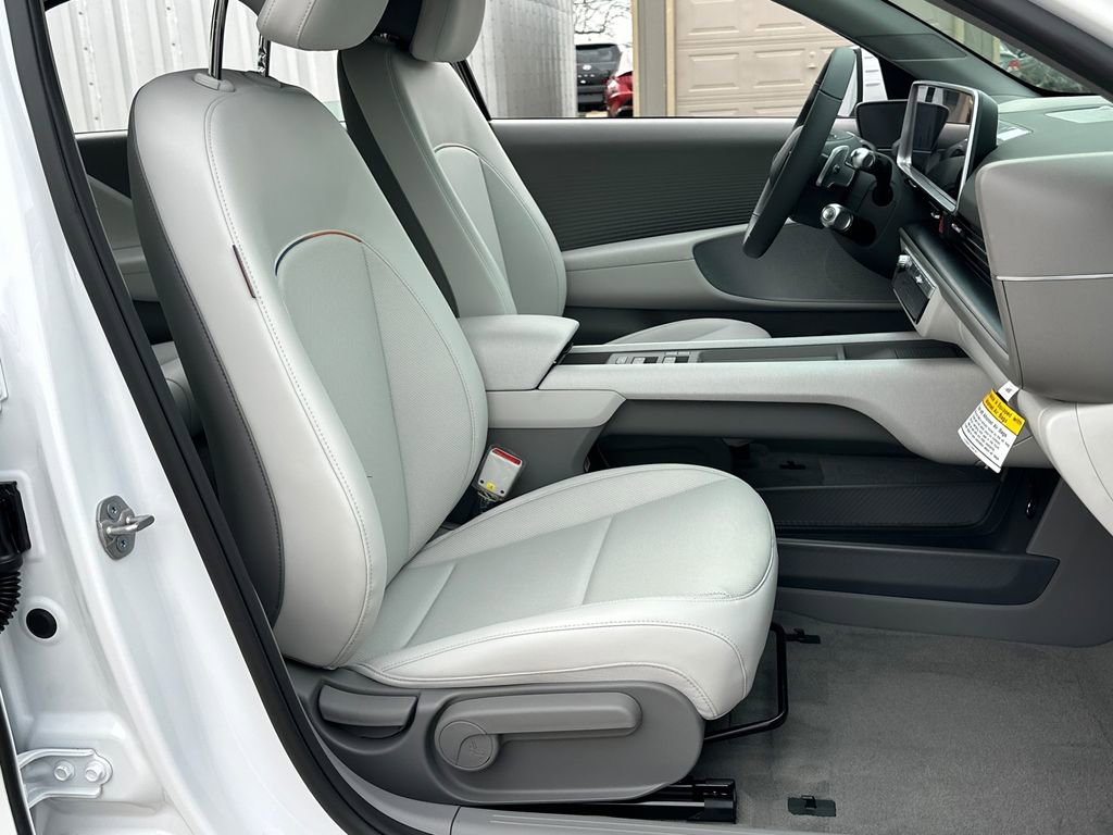 New 2025 Hyundai Ioniq 6 SEL image 22
