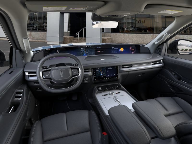 New 2026 Lincoln Navigator Reserve AWD/4WD image 9