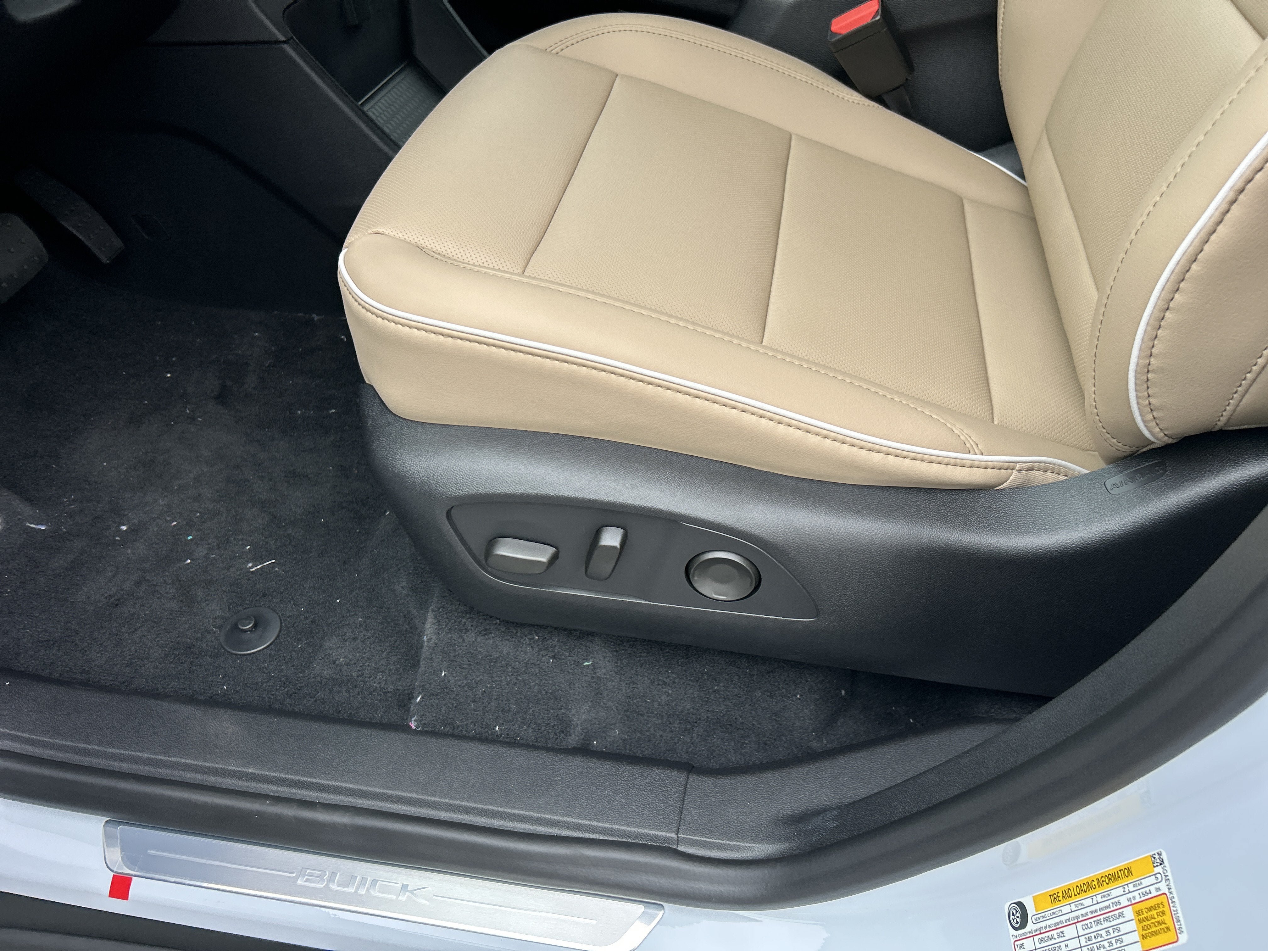 New 2027 Buick Enclave Preferred w/ Power Package AWD/4WD image 19