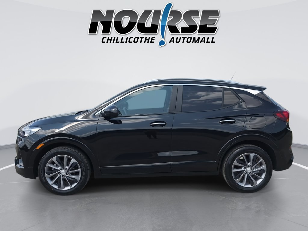 Used 2023 Buick Encore GX Select w/ Sport Touring Package FWD image 5