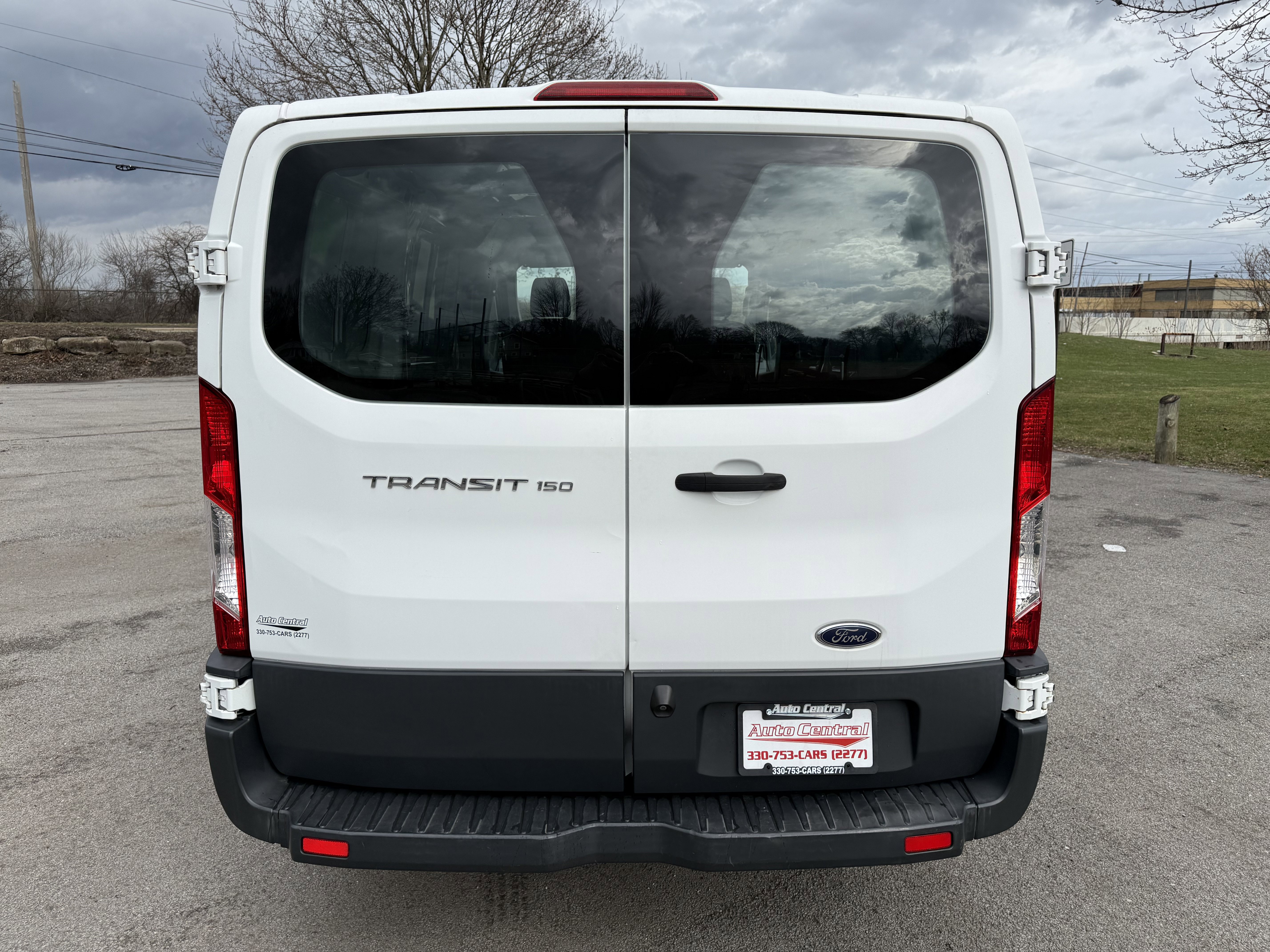 Used 2017 Ford Transit 150 130 Low Roof RWD image 8