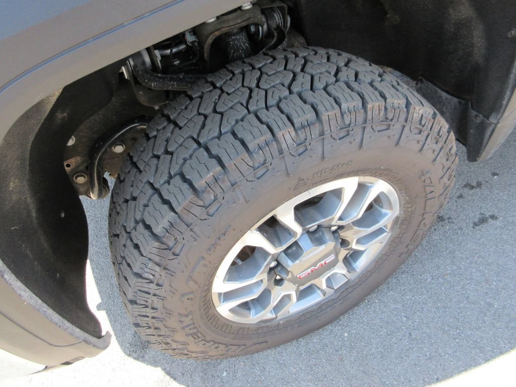 Certified 2025 GMC Sierra 3500 Pro w/ Convenience Package AWD/4WD image 13