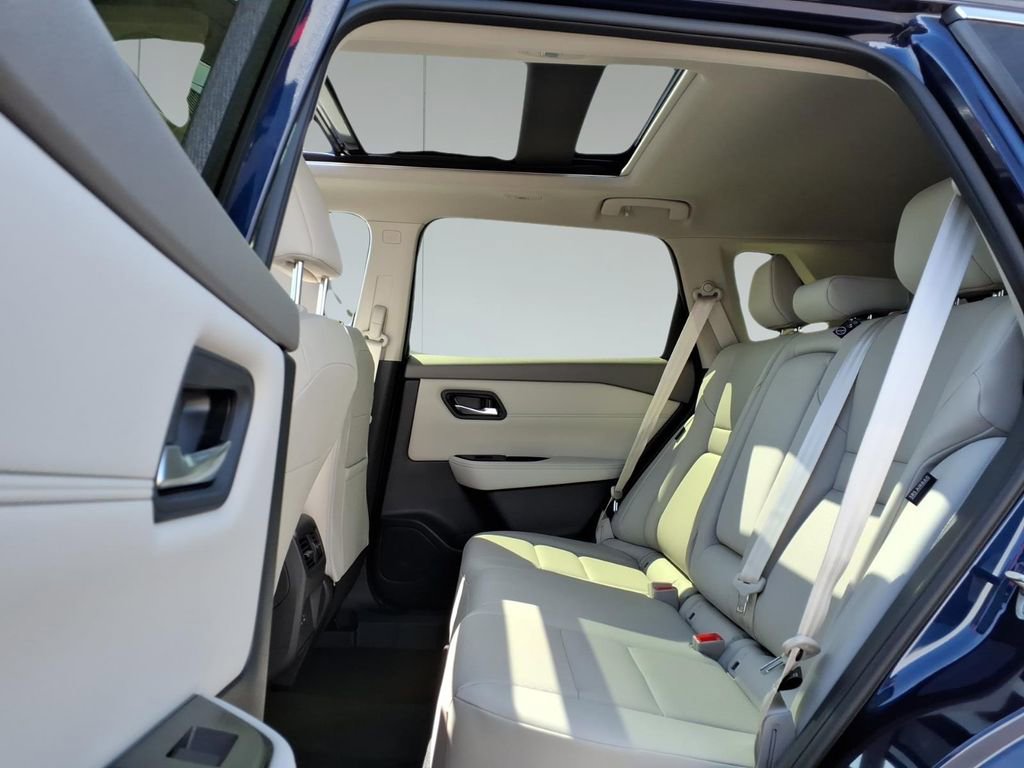 New 2026 Nissan Rogue SV FWD image 10