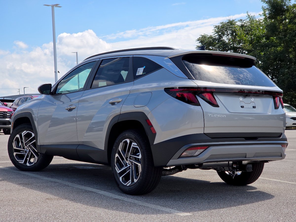 New 2026 Hyundai Tucson SEL Plus w/ Tow & Go Package AWD/4WD image 17