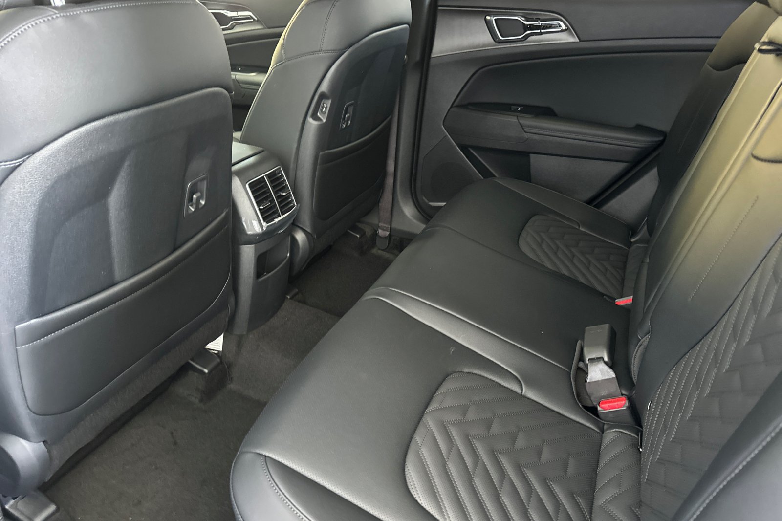 New 2026 Kia Sportage X-Line AWD/4WD image 12