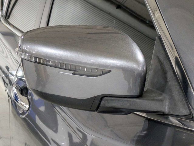 Used 2020 Nissan Rogue S w/ Special Edition Package FWD image 11