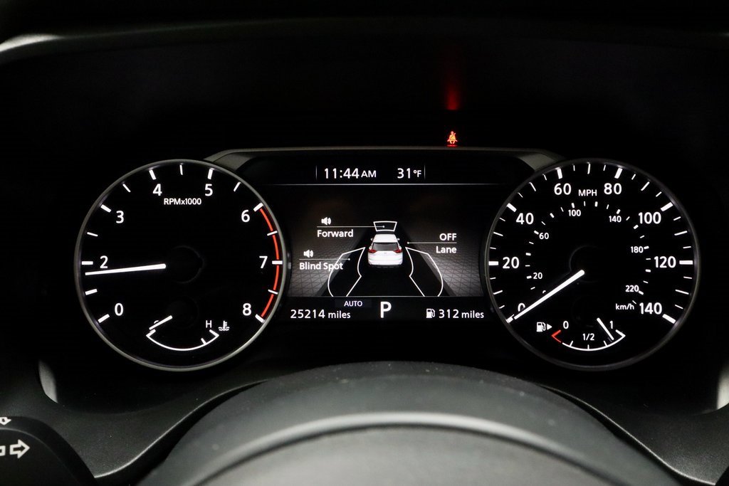 Certified 2024 Nissan Rogue SV image 29