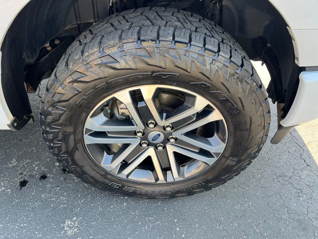 Used 2022 Ford F150 XL w/ STX Appearance Package image 12