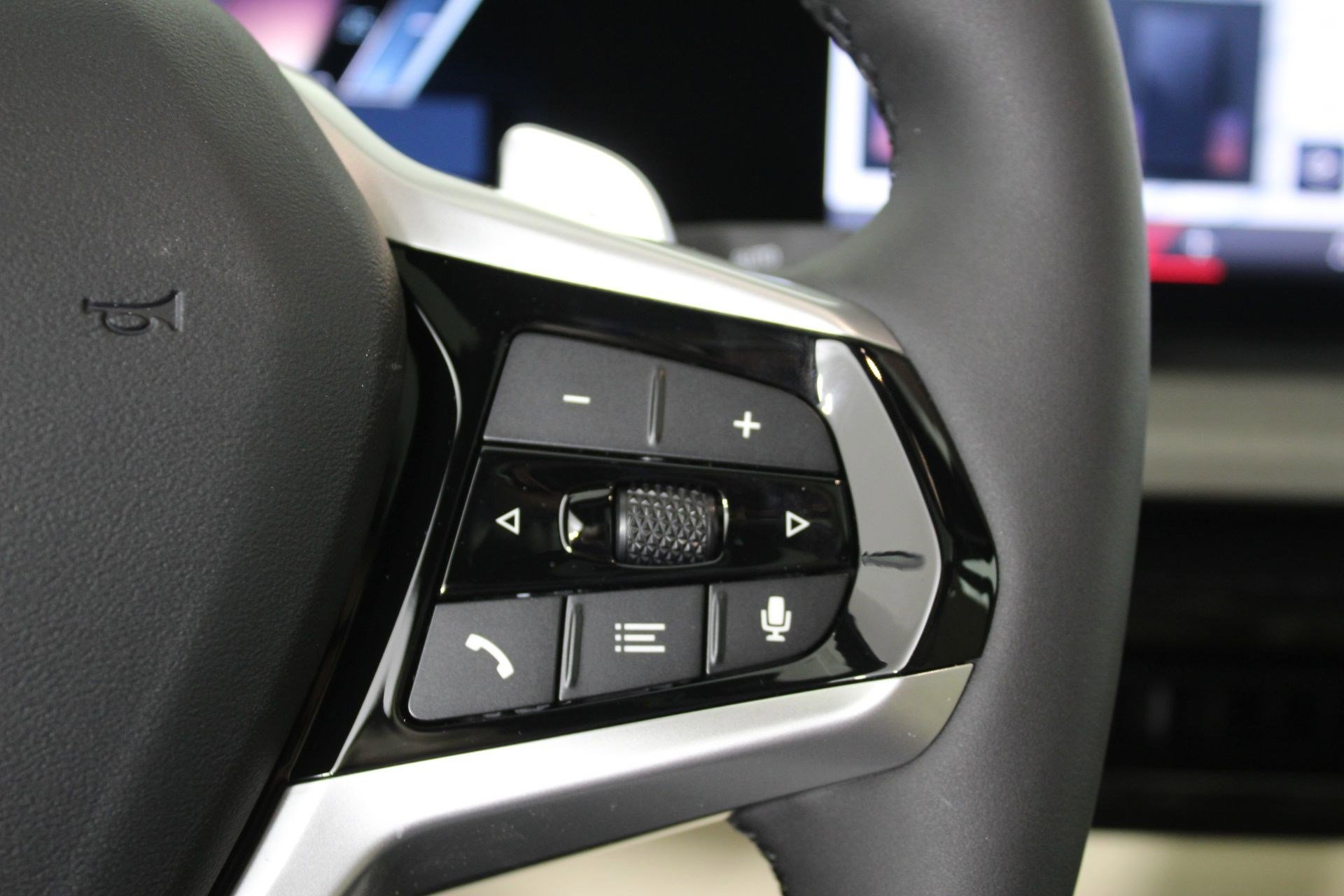 New 2026 BMW 330i Sedan w/ Premium Package RWD image 29