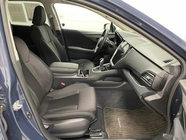 Used 2025 Subaru Outback Premium image 10