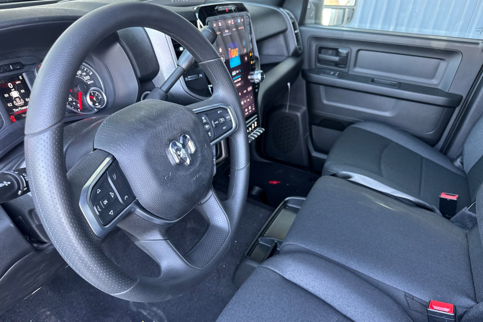 New 2027 RAM 2500 Tradesman AWD/4WD image 9