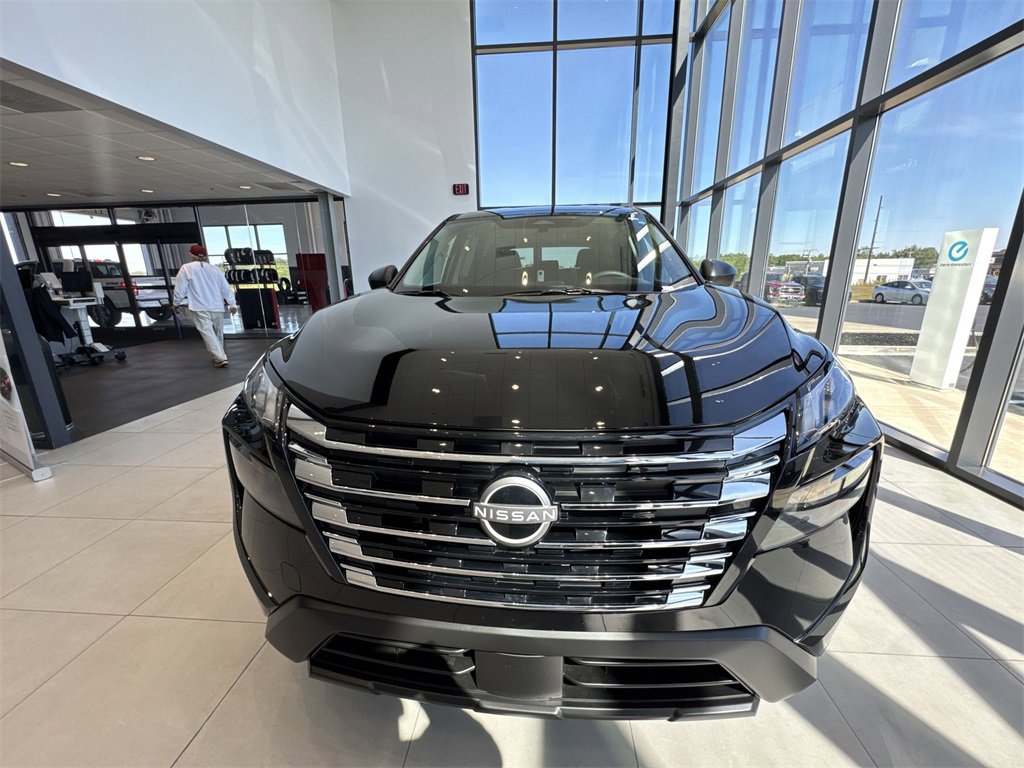 New 2026 Nissan Rogue S image 17