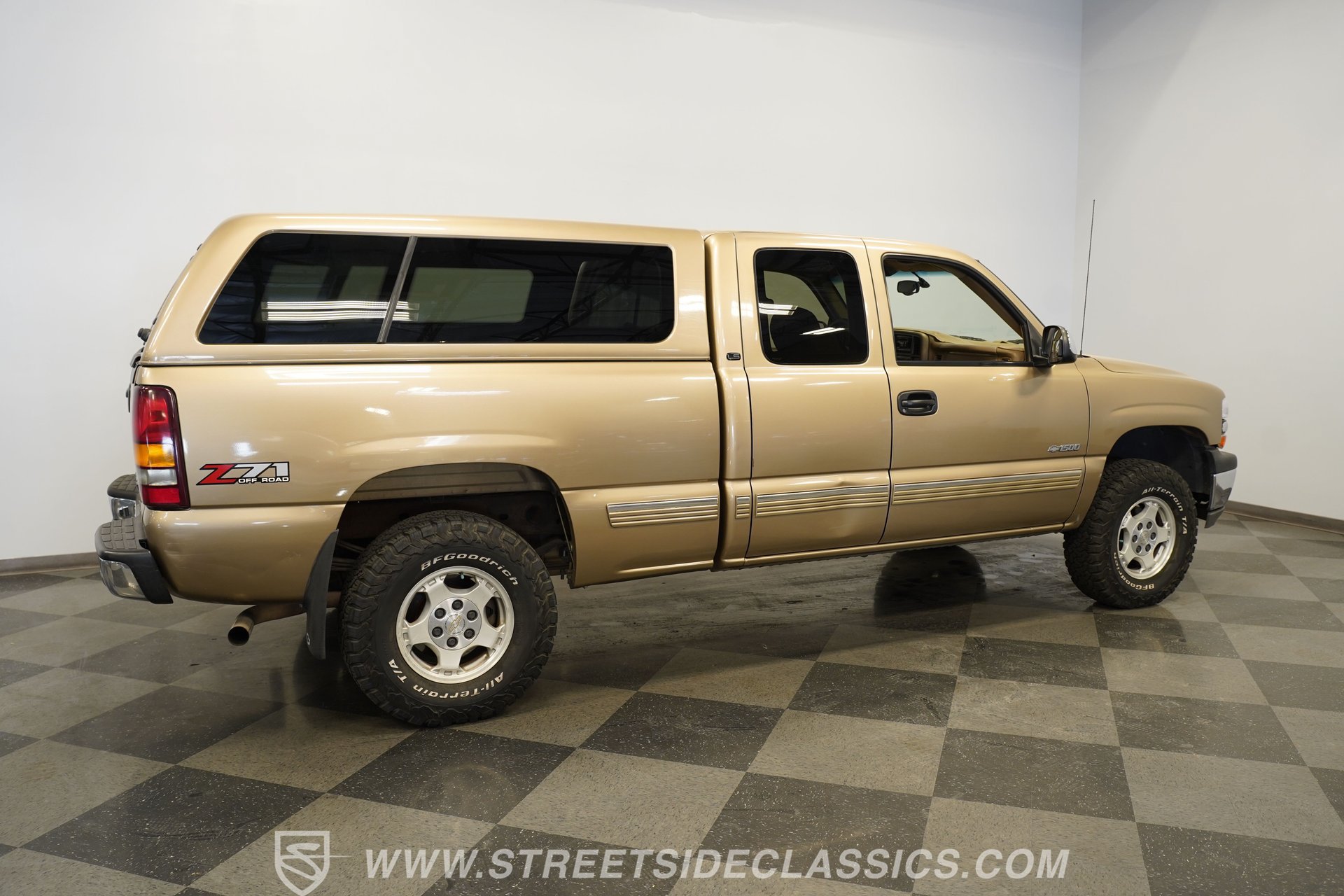Used 2000 Chevrolet Silverado 1500 LS w/ Off-Road Chassis Pkg AWD/4WD image 14