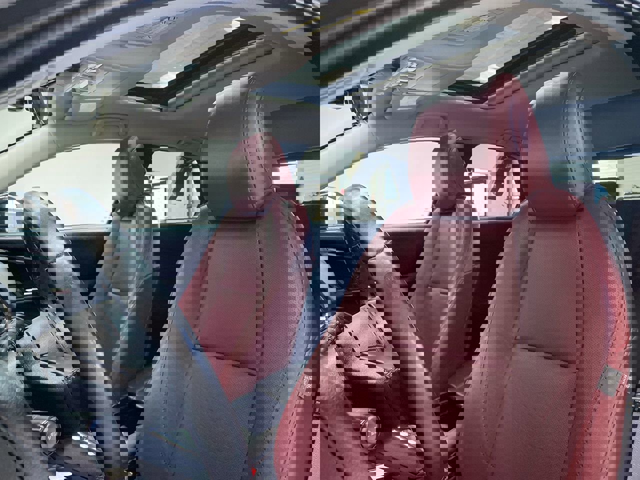 Used 2024 MAZDA CX-30 AWD 2.5 S w/ Preferred Package image 19