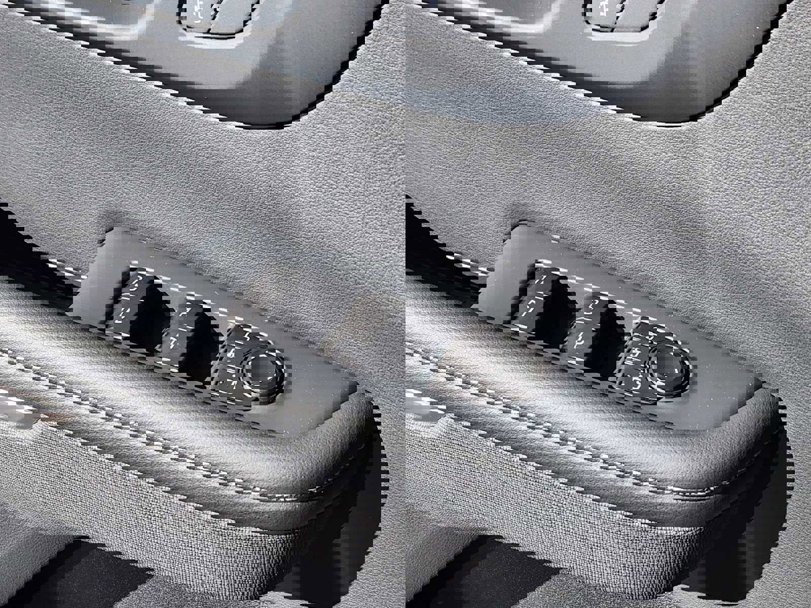 New 2026 Buick Enclave Preferred w/ Power Package image 7