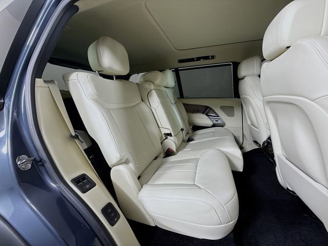 Certified 2025 Land Rover Range Rover Long Wheelbase SE image 29