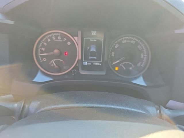 Used 2023 Toyota Tacoma TRD Sport image 14