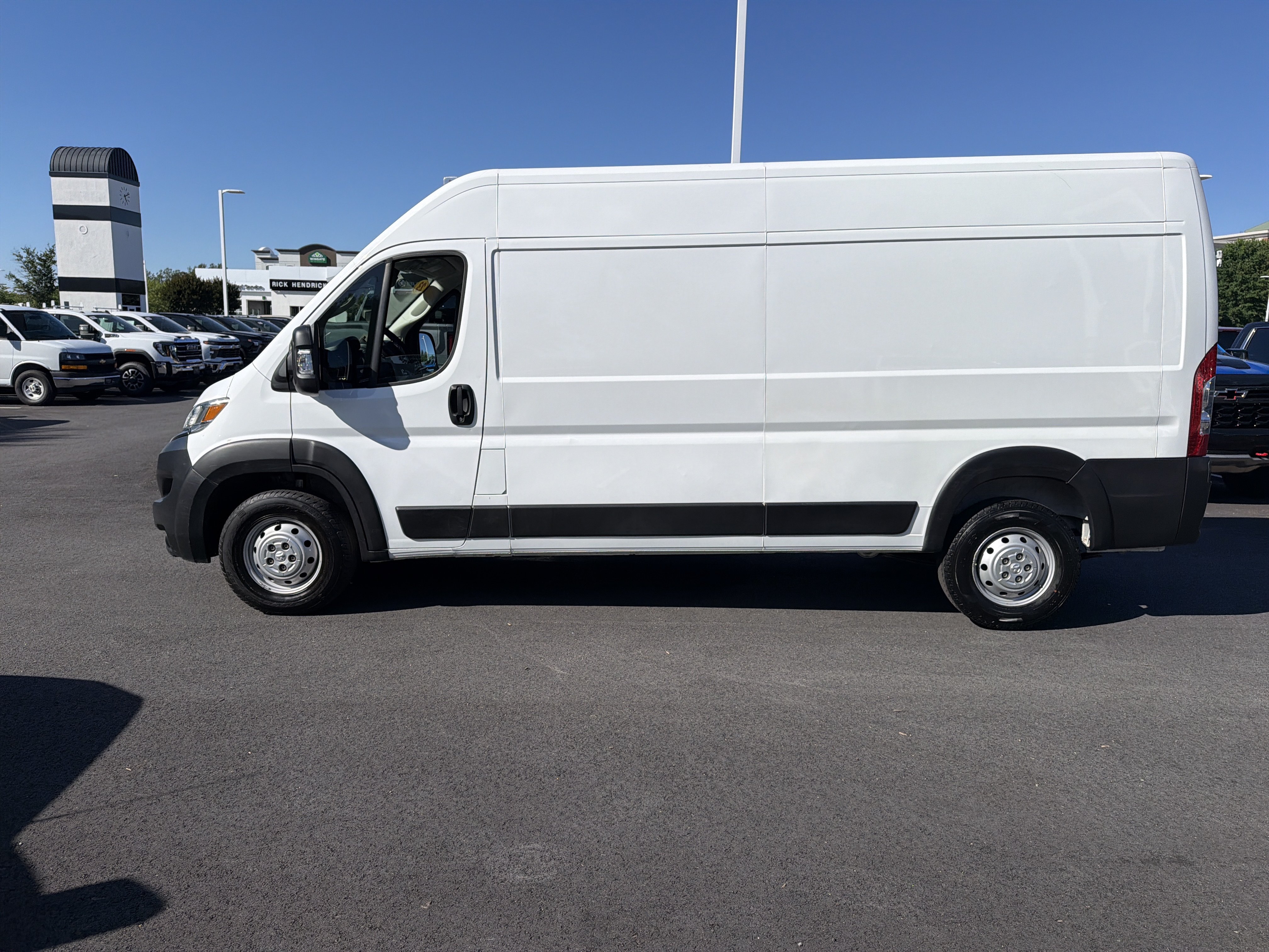Used 2023 RAM ProMaster 2500 FWD image 7