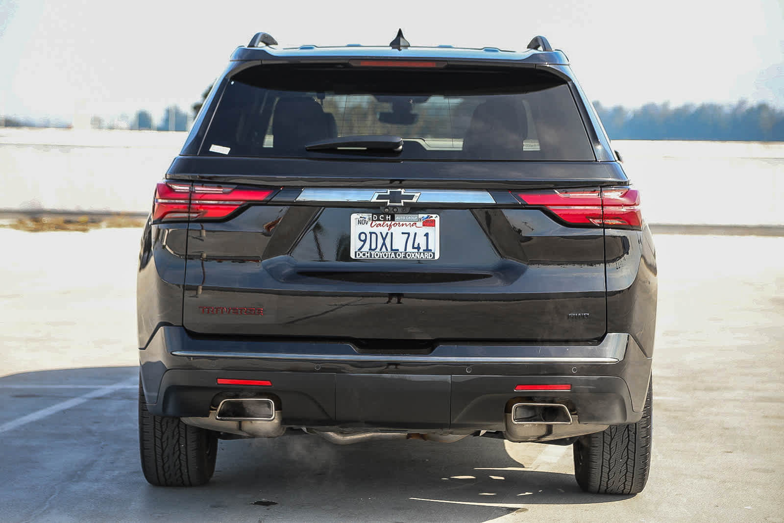 Used 2023 Chevrolet Traverse Premier w/ Redline Edition image 6