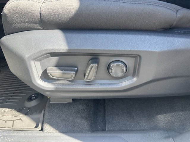 New 2026 Toyota Tundra SR5 w/ SR5 Convenience Package image 9