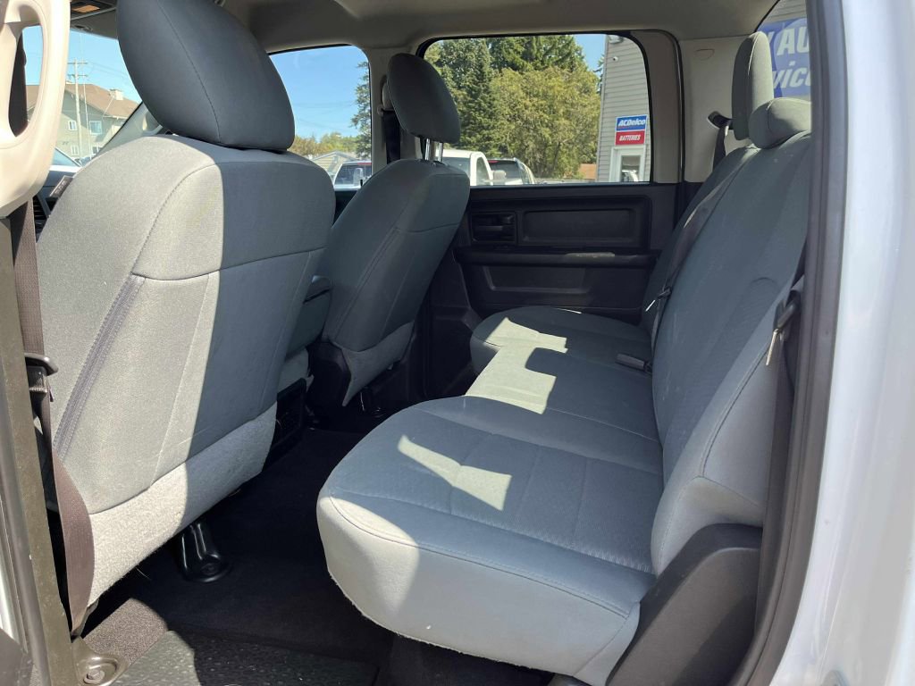 Used 2018 RAM 2500 Tradesman w/ Chrome Appearance Group AWD/4WD image 28